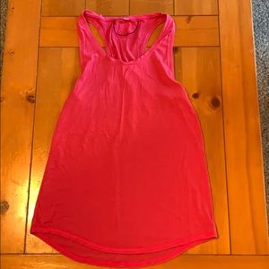 Women’s Under Armour Top